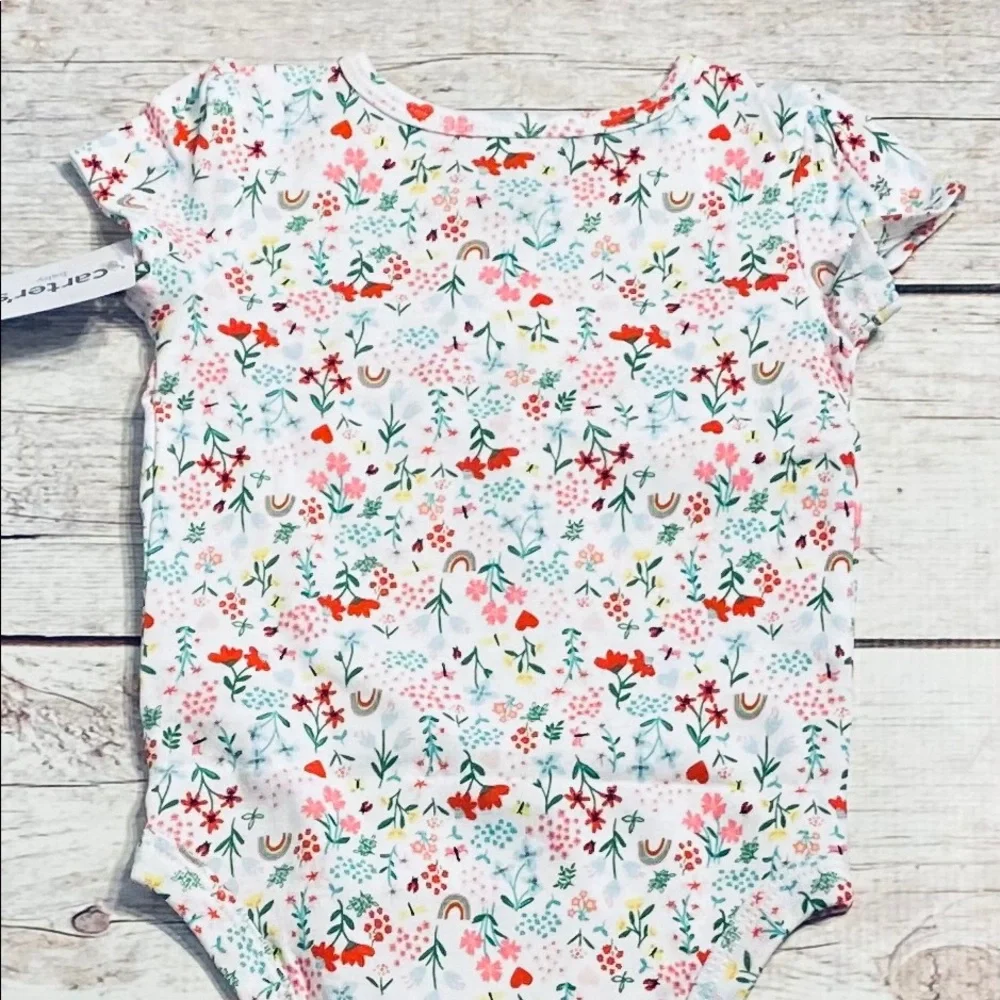 📌🆕 Carter’s • Floral • Bodysuit